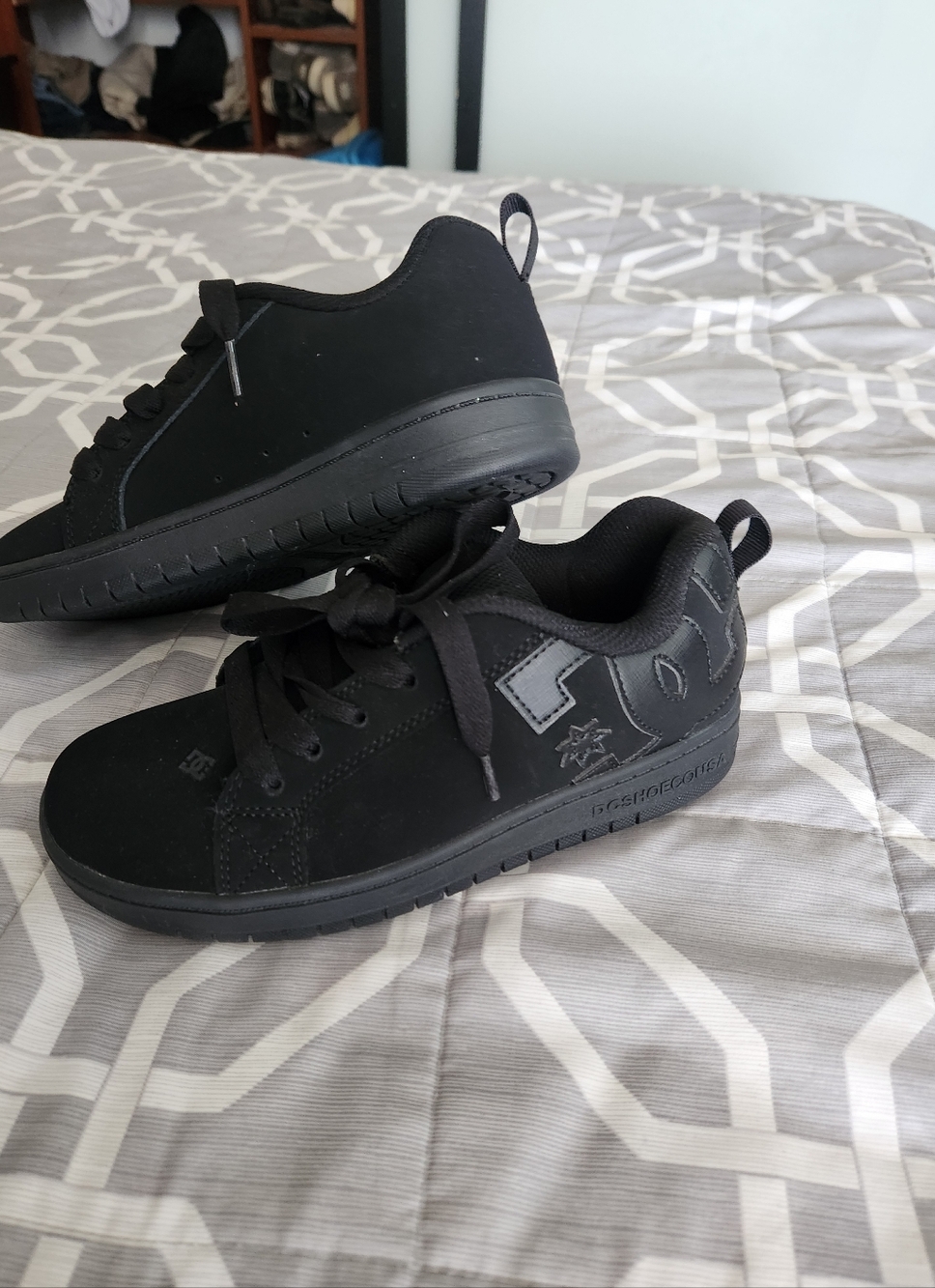 DC New Black Boys  Shoes